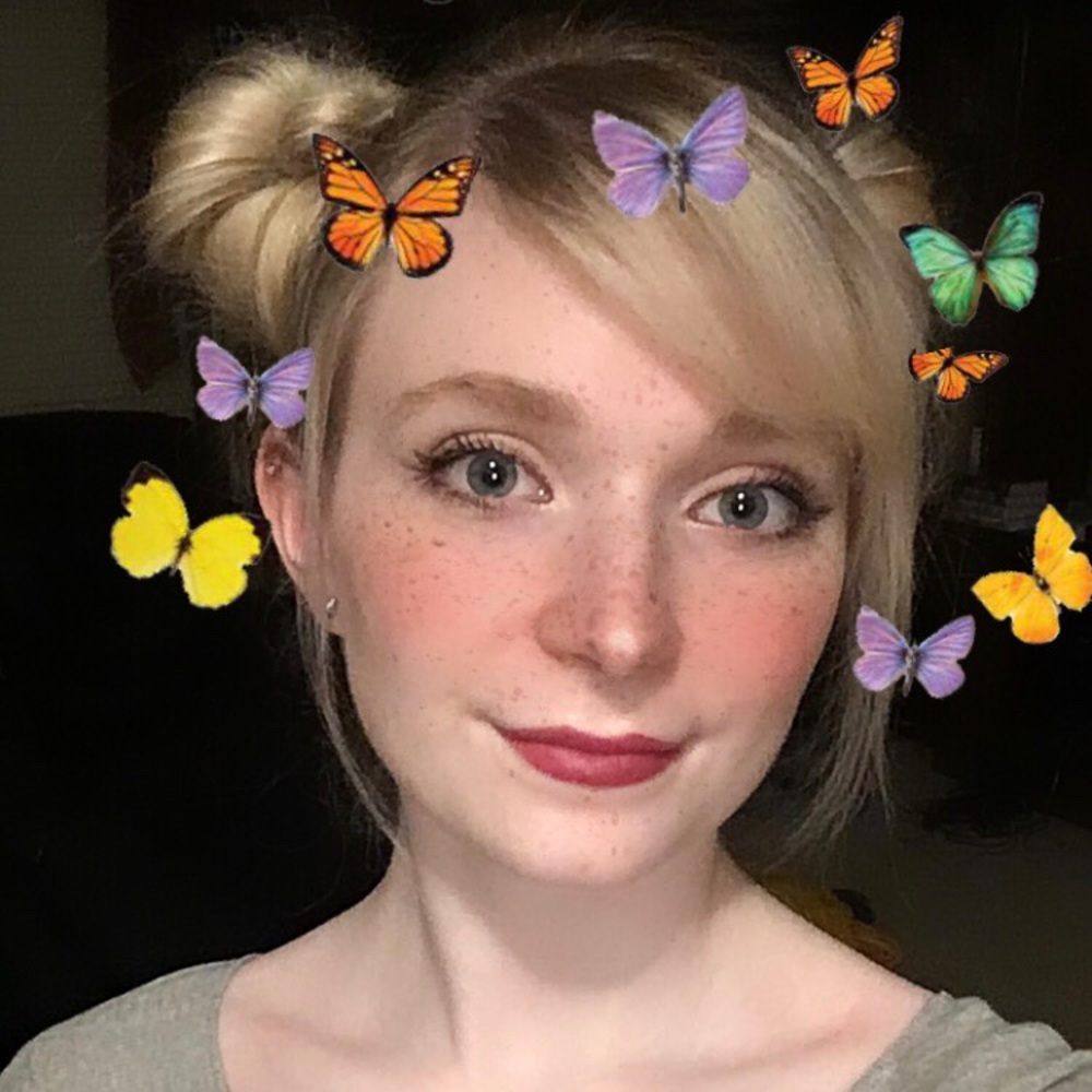 Meet your Posher, Laura